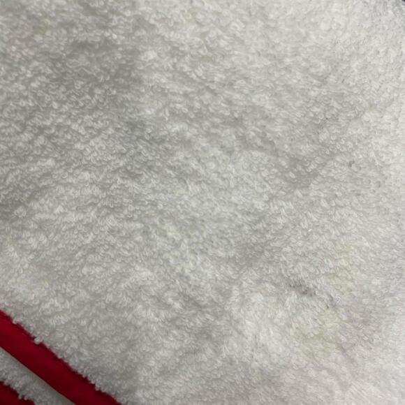 Weezie Red Piped signature Bath Towel - Picture 3 of 3